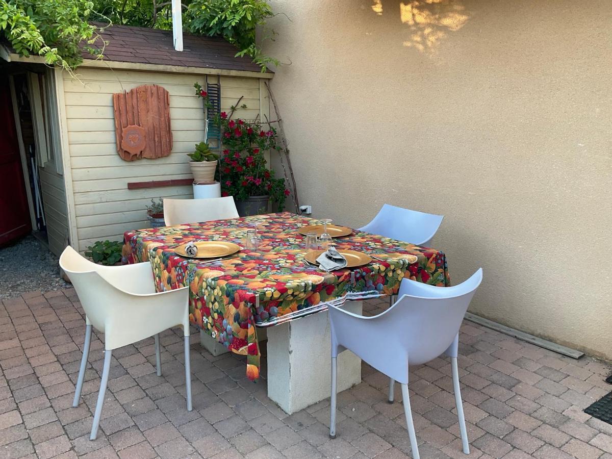 Maison Bon Ton Paraza Luaran gambar